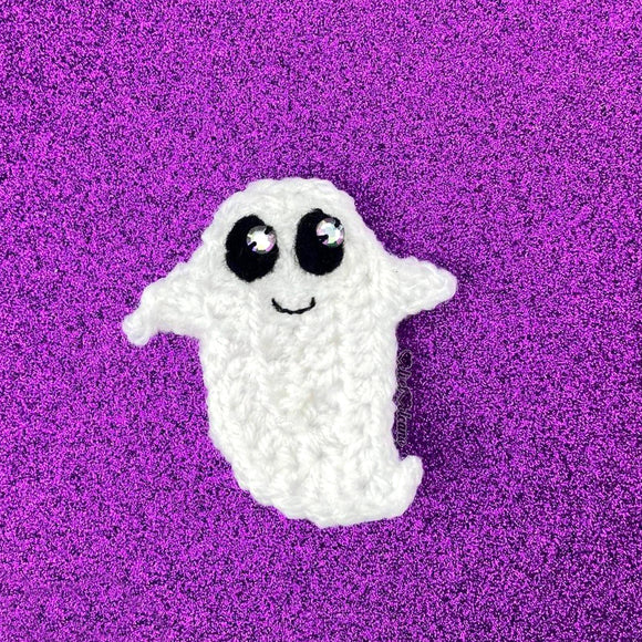 Crochet white ghost brooch with cute smiling face and rhinestone eye glints, with a white felt backing and silver plated brooch pin. Ghost Brooch by VelvetVolcano